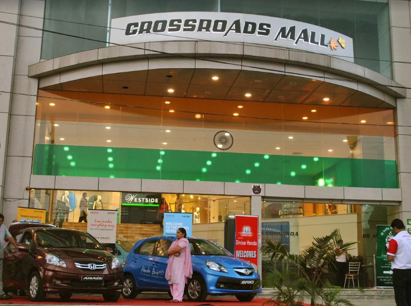 Crossroads Mall