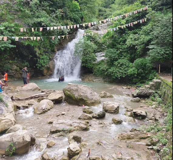 Shikhar Falls